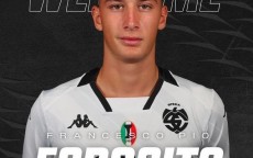 意媒：意乙13场7球，那不勒斯即将联系国米谈判埃斯波西托的转会