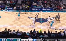 💥点燃主场！三球人到球到 连续助飞小桥空接暴力灌筐！