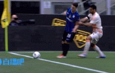 国米遭打击！帕瓦尔被推落地不稳&因伤被换下，比塞克替补登场