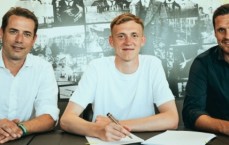 凯尔：拜尔可以在不同的位置和不同体系里踢球，他很适合多特