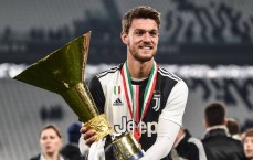 罗马诺：30岁尤文中卫鲁加尼已前往荷兰 将被租借至阿贾克斯