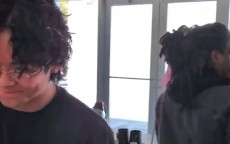 阴阳谁🤪！巴特勒to大脸咖啡员工：老板帮你成长 而不是打击你