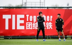 记者谈李铁被判20年：当初的口号“团结是铁”言犹在耳，哎