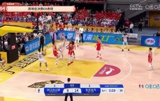 郭艾伦用了3分钟夸赞周琦 突然话锋一转：该抠还是真抠😆