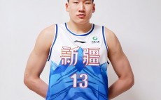 🤙李炎哲13中10贡献22分10篮板 末节&amp;加时赛压制胡金秋