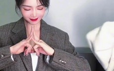 老衲顶不住咧！余霜和Rita合拍短视频：法海 你不懂青蛇的爱吗？