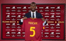 意媒：皇马&曼联都有意罗马中卫恩迪卡，可能在冬季正式报价求购