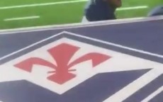 实拍现场情况！博维起身后走了几步，忽然双腿一软倒地