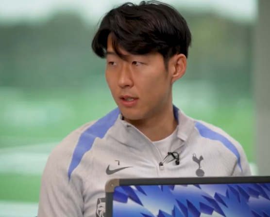 孙兴慜：萨拉赫是本赛季英超发挥最好球员，多年来他一直很稳定