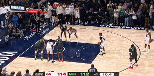 关键进攻板立功!维金斯16中6得到24分5板2助2断 罚球12中10