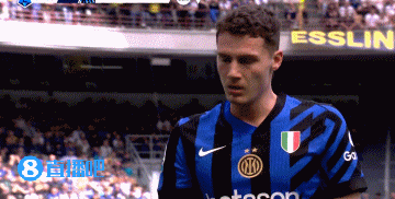 国米遭打击！帕瓦尔被推落地不稳&因伤被换下，比塞克替补登场